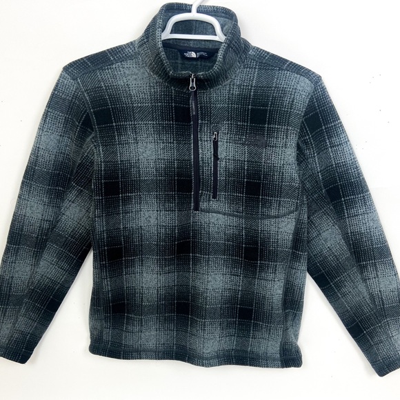 The North Face Rare Patterned Pull Over - Picture 2 of 4